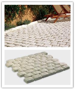 Saumur patio cobbles - champagne - in reconstucted stone